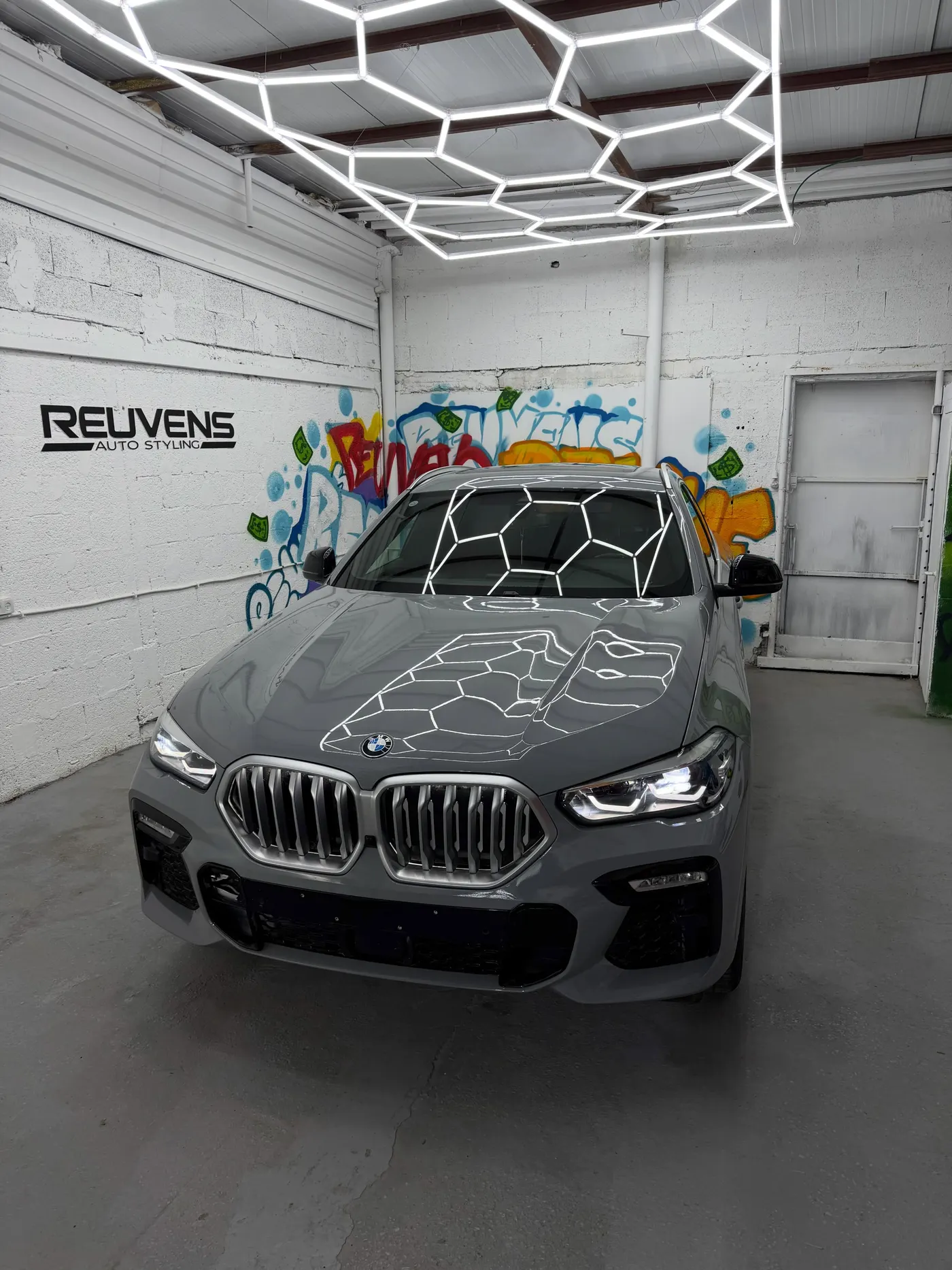 מתוך עבודות Reuvens Auto Styling בסדנה