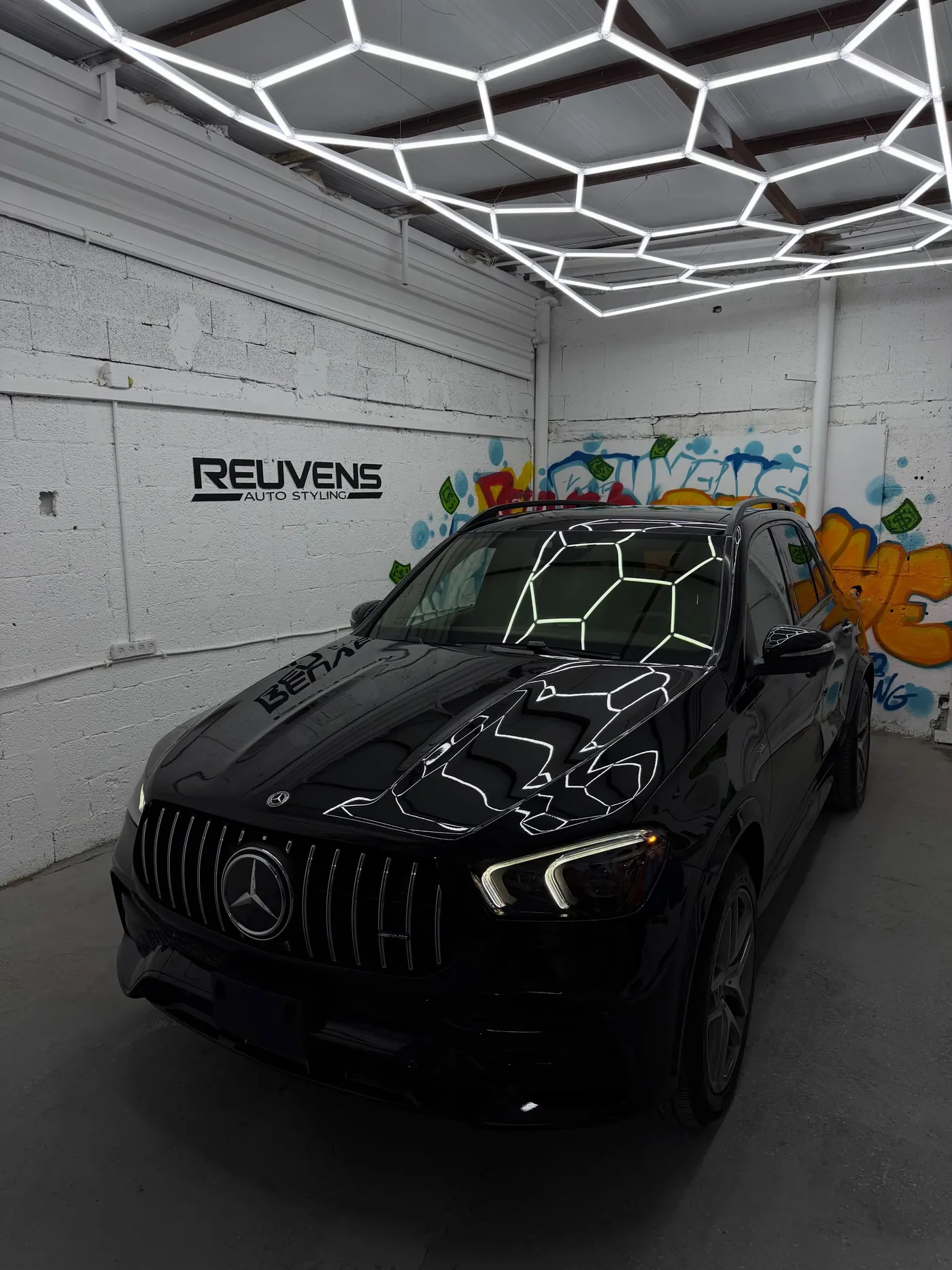 מתוך עבודות Reuvens Auto Styling בסדנה